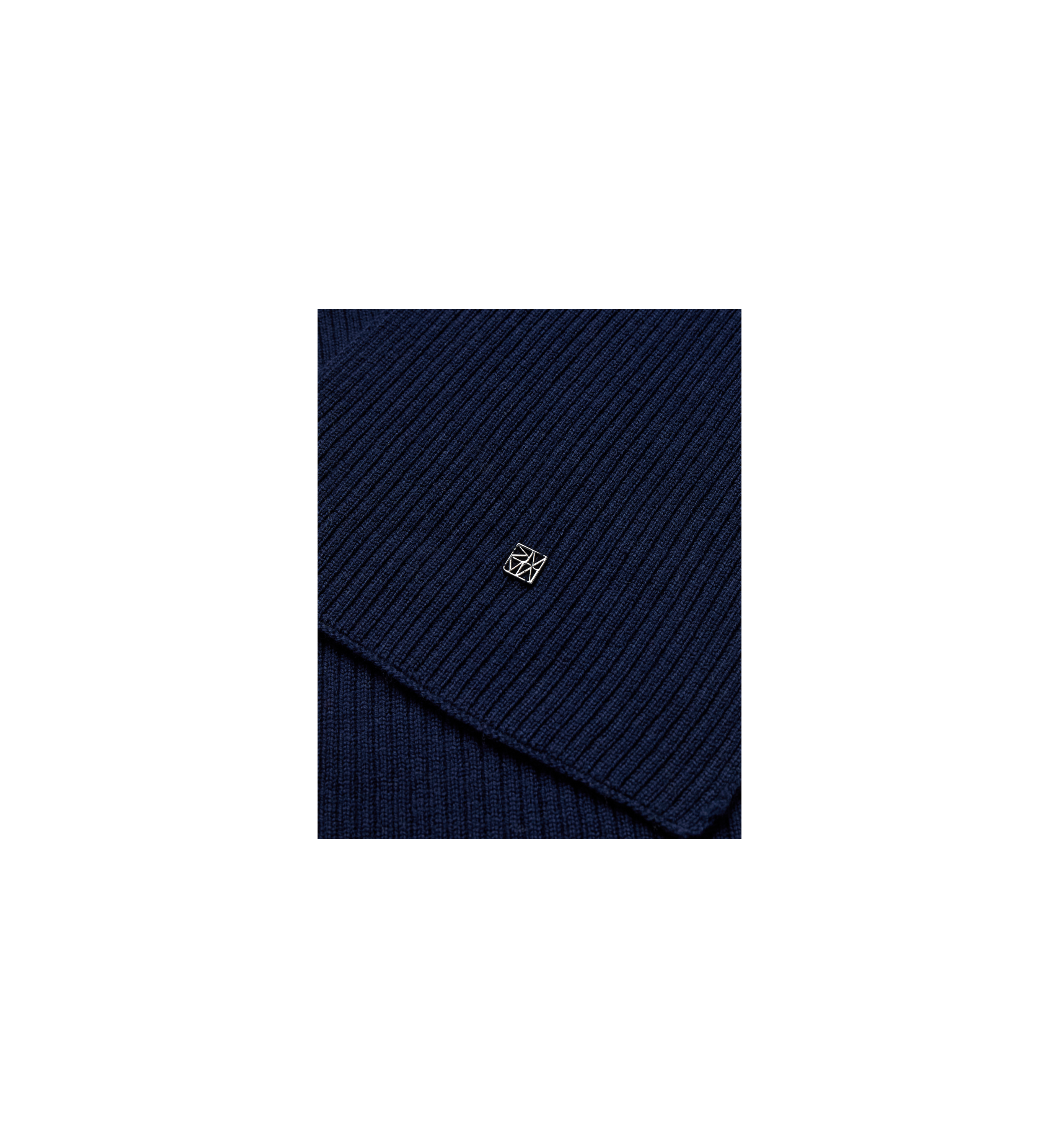 Packshot / Salute Navy / Detail